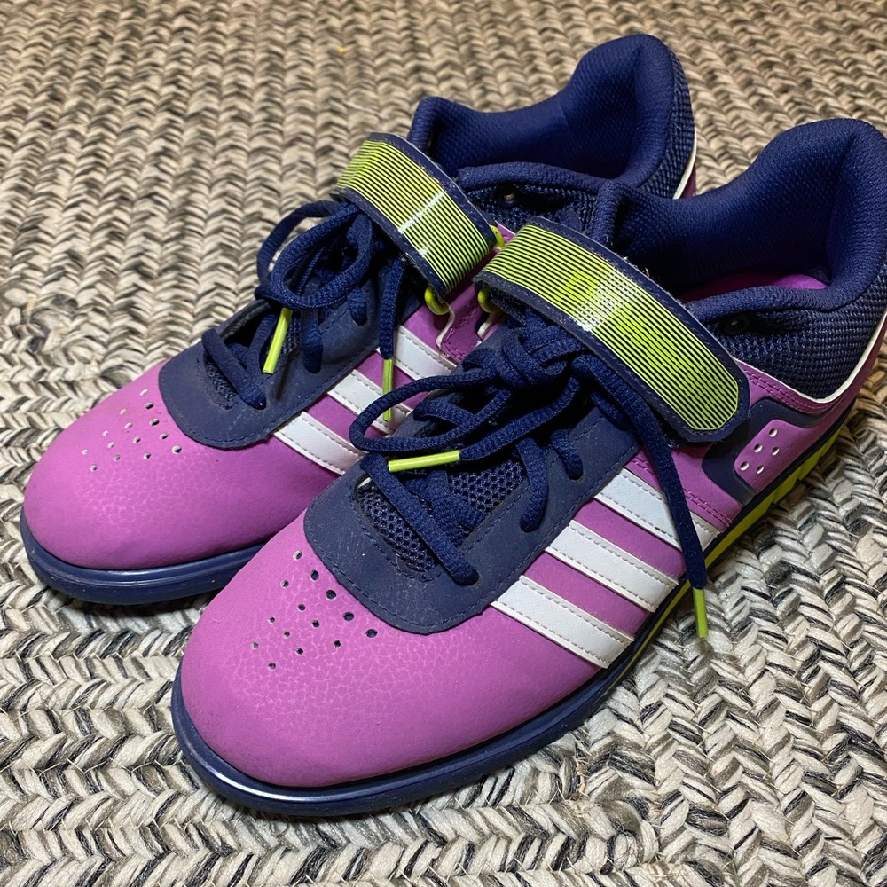 Adidas Women’s PowerLift size 9